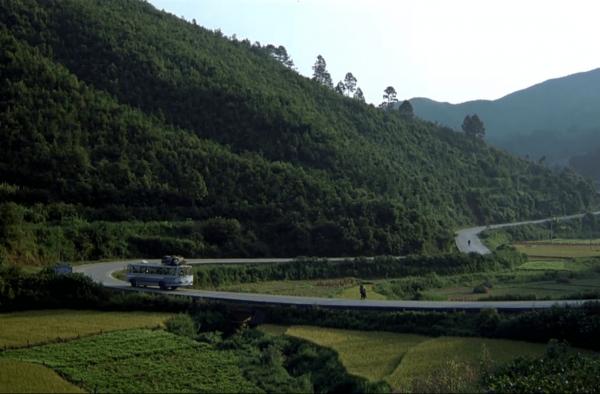《落葉歸根》14年，趙本山解甲歸田，十配角有人當紅有人逝去