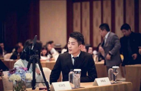 辛巴與安若溪對簿公堂，安若溪為何要離開818？