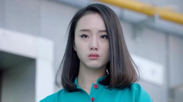 重溫《雞毛飛上天》才懂王旭為何看不起陳路的女朋友蔡曉丹