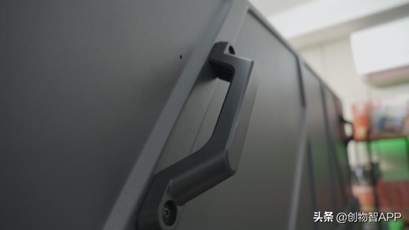 「 高性價比巨屏 」放大年輕之美:Vidda 85V1F-S 電視測評 「 高性價比巨屏 」放大年輕之美:Vidda 85V1F-S 電視測評