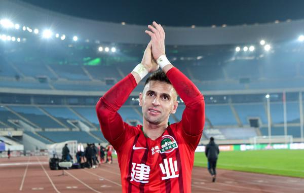 河南隊未來將完成新老交替,兩大功勳或被棄用,讓球迷深感惋惜 河南隊未來將完成新老交替,兩大功勳或被棄用,讓球迷深感惋惜