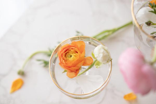 45歲的她婚內出軌,還給情人生下女兒,可法院的判決卻很出乎預料 45歲的她婚內出軌,還給情人生下女兒,可法院的判決卻很出乎預料