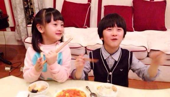 《爸去哪》10位孩子，有人學費一年25萬，有人卻活成普通人家孩子