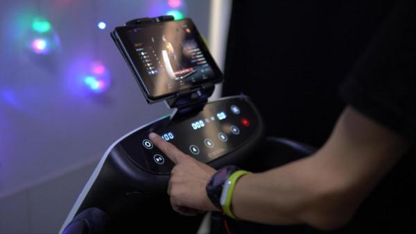 野小獸P30跑步機使用體驗：家庭健身也可以如此充滿樂趣