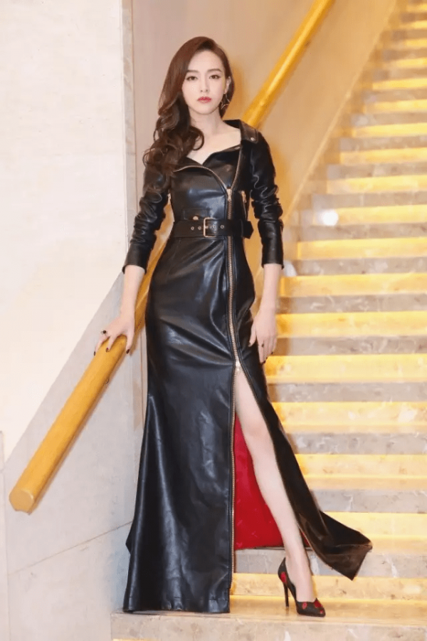 女星紅毯造型翻車合集,倪妮似孔雀,唐嫣“狗啃劉海”土氣十足 女星紅毯造型翻車合集,倪妮似孔雀,唐嫣“狗啃劉海”土氣十足