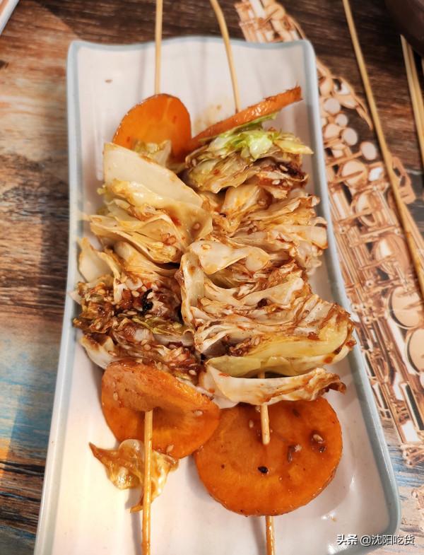 從環境餐具炸串主食上並沒有懷舊感覺，為啥叫懷舊炸串