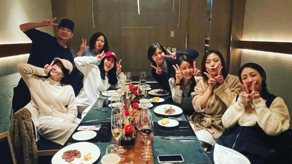 《華燈初上》開工首日，林心如曬演員聚會照，暗示第三季近了？