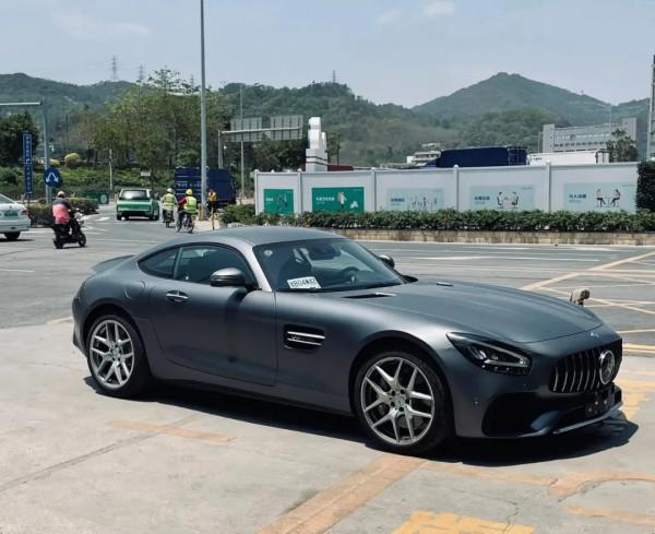 油耗堪比納智捷的梅賽德斯-AMG GT,兩天一箱98你受得了嗎? 油耗堪比納智捷的梅賽德斯-AMG GT,兩天一箱98你受得了嗎?