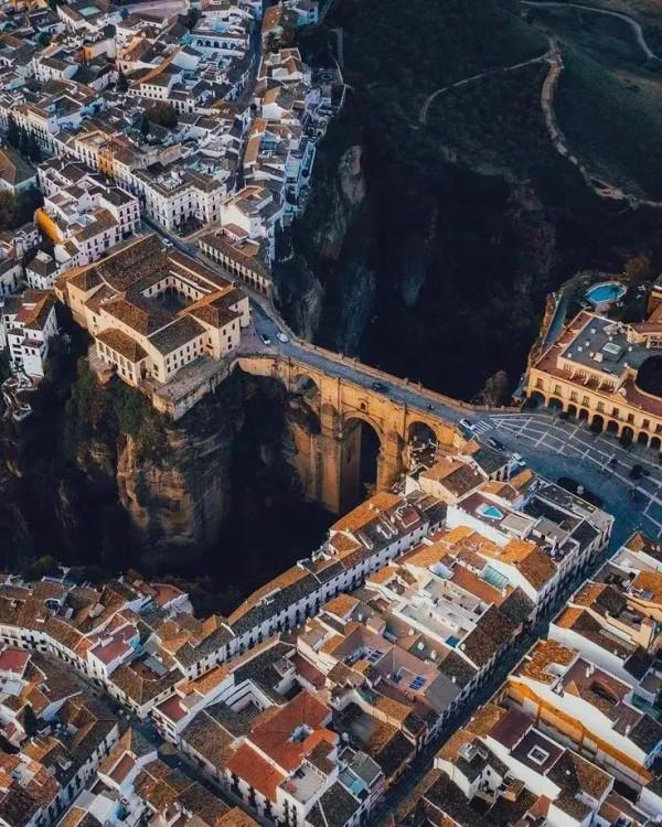 西班牙網紅大橋，太驚豔了