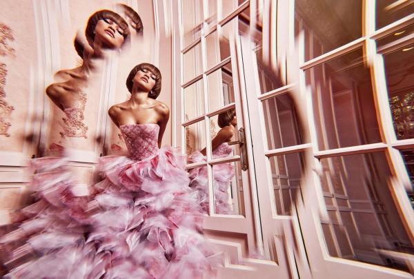 贊達亞又來撒狗糧！大讚男友荷蘭弟敬業有魅力，新拍雜誌大片絕了