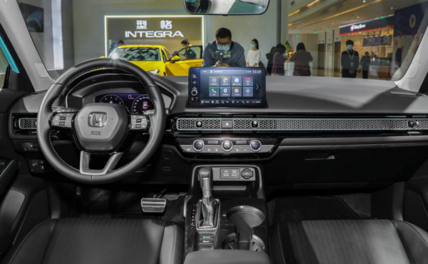 更為年輕化的外觀,搭配1.5T+CVT,新款型格價效比如何 更為年輕化的外觀,搭配1.5T+CVT,新款型格價效比如何