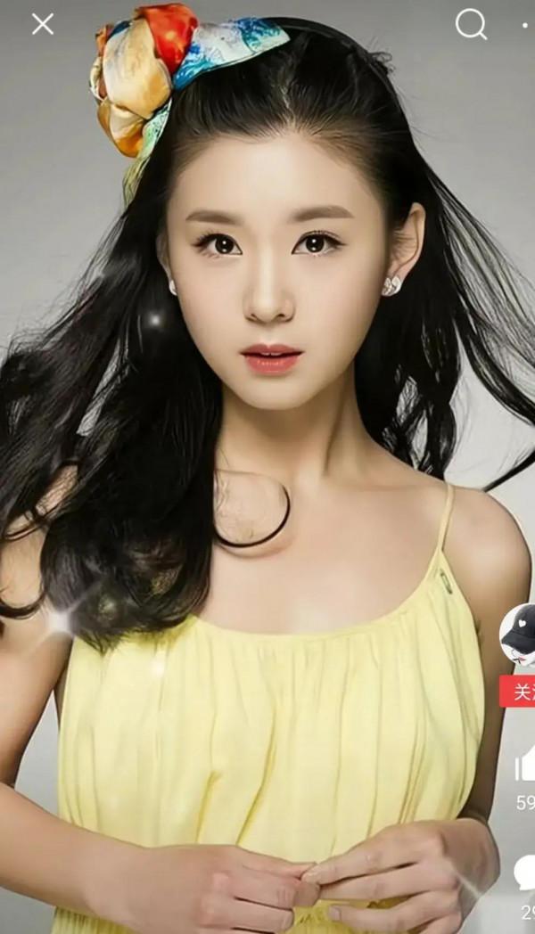 李小萌美照歡迎觀看