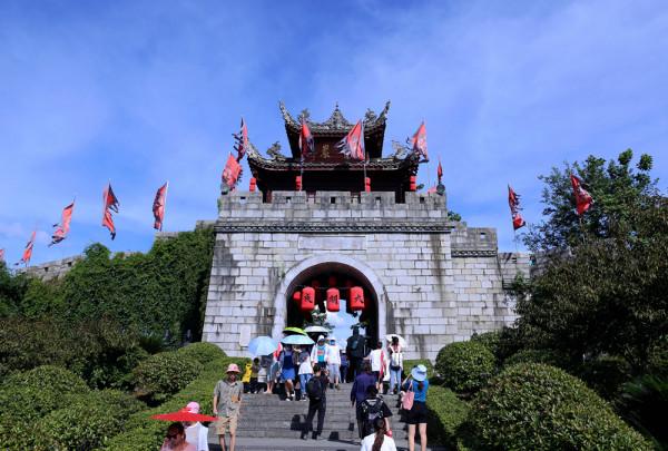 青巖古鎮:古風也時尚 青巖古鎮:古風也時尚