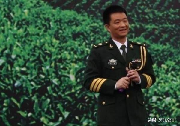 軍旅歌手曾德洪：愛部隊就是愛自己，對部隊情有獨鍾