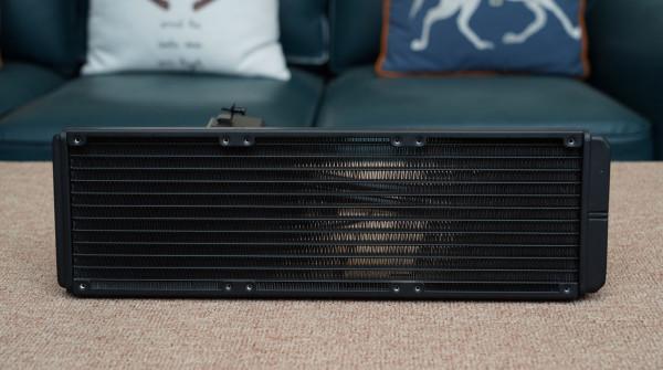 萬物皆可RGB？be quiet! Light Wings風扇體驗分享&amp;裝機秀