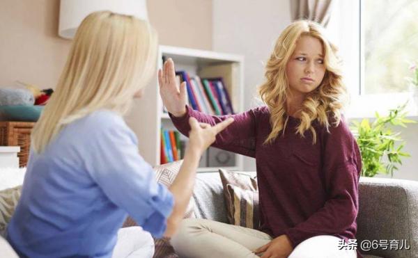 女孩在叛逆期時，有這些要注意的問題，家長要知曉
