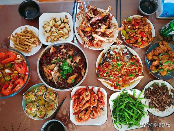 中秋團圓飯，花200元做了12道菜，紅紅火火，全家都誇有檔次