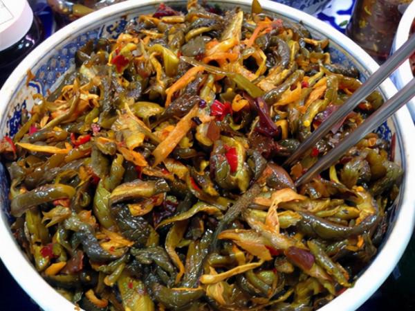 冬季腦梗塞高發，該如何預防？醫生：這3種食物要少吃