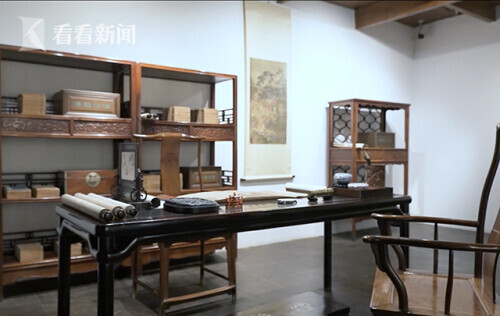 影片｜“藝見？上博”尋跡文明｜明紫檀插肩榫大畫案