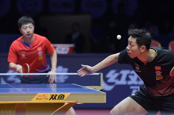 打乒乓球,要想贏球,就得掌握幾個自己拿手的發球套路 打乒乓球,要想贏球,就得掌握幾個自己拿手的發球套路