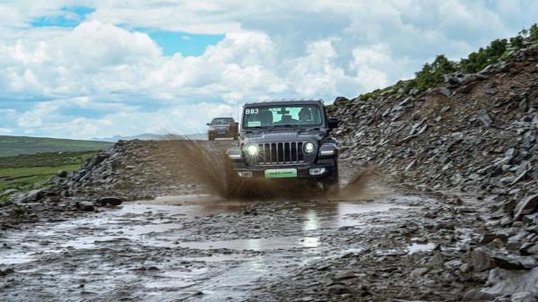 試駕國內最強牧馬人車型!有了電機加持,它還是越野利器嗎? 試駕國內最強牧馬人車型!有了電機加持,它還是越野利器嗎?