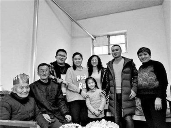 馮自根：朱老總仍健在的警衛員，如今高齡102歲