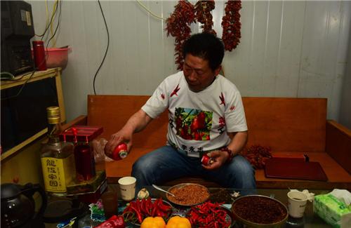 有胃病的人，還能無辣不歡嗎？哪些人一口辣椒都不能吃？說清楚了