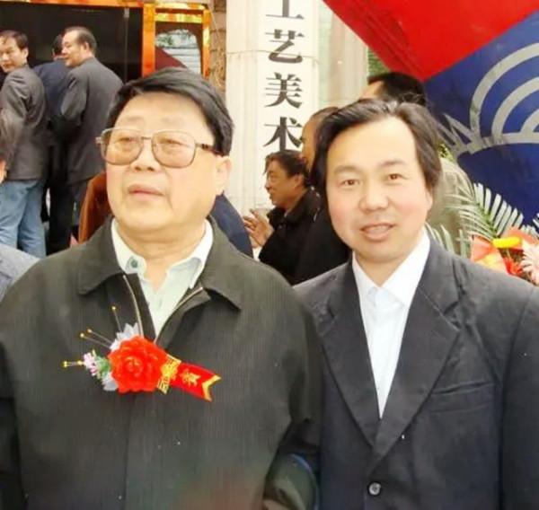 書法“華山”出自誰手?曾經的陝西兩書法家打官司爭字始末 書法“華山”出自誰手?曾經的陝西兩書法家打官司爭字始末