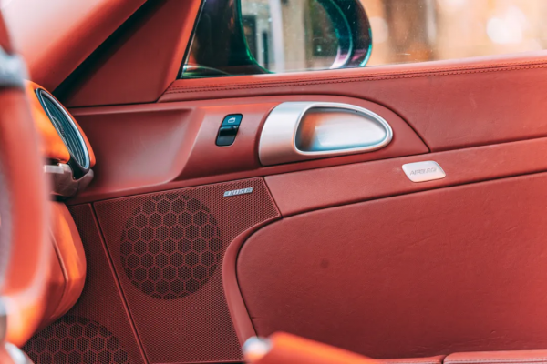 開過20多萬的保時捷987 Cayman S，忽然覺得40多萬的997不香了