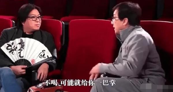 成龍：當時兩把刀架在我脖子上，問我20萬拍不拍？我還能怎麼辦