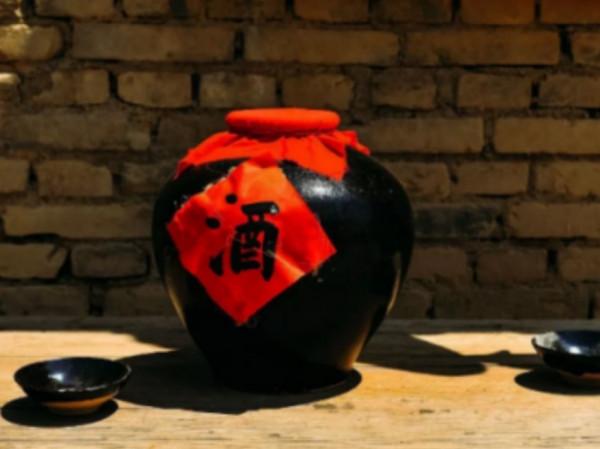 內行人買酒,不專挑貴的,這3款廉價酒也不錯,都是珍品糧食純釀 內行人買酒,不專挑貴的,這3款廉價酒也不錯,都是珍品糧食純釀