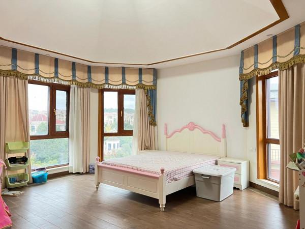 花園700平獨棟別墅不限購