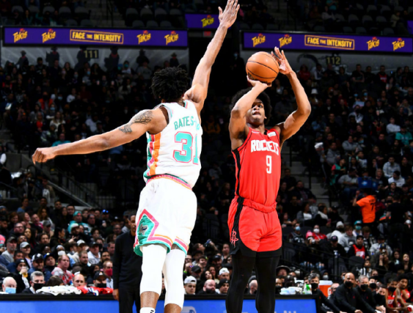 火箭25分慘敗，小波特傷退，戈登僅9分！馬刺衝擊季後賽還有戲