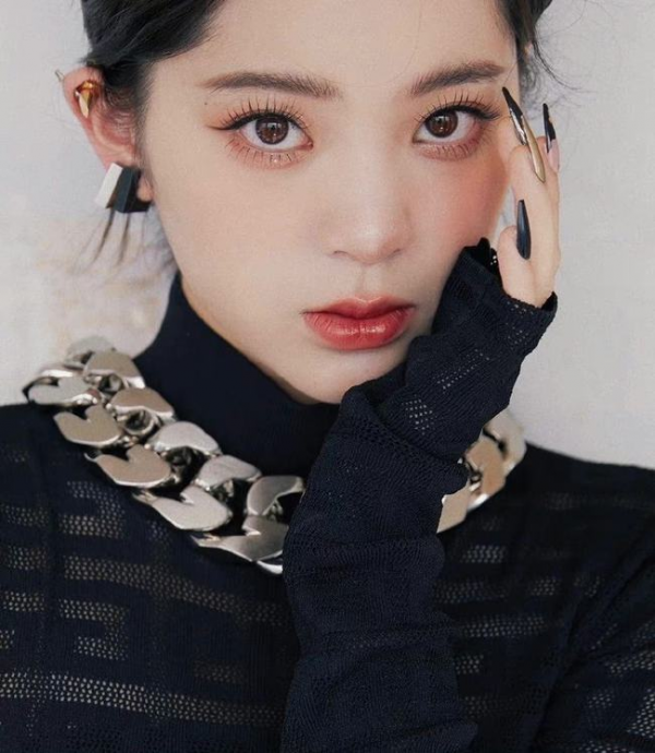 明星化妝也互相模仿？白開水妝容受追捧，有人美出圈有人像沒睡醒