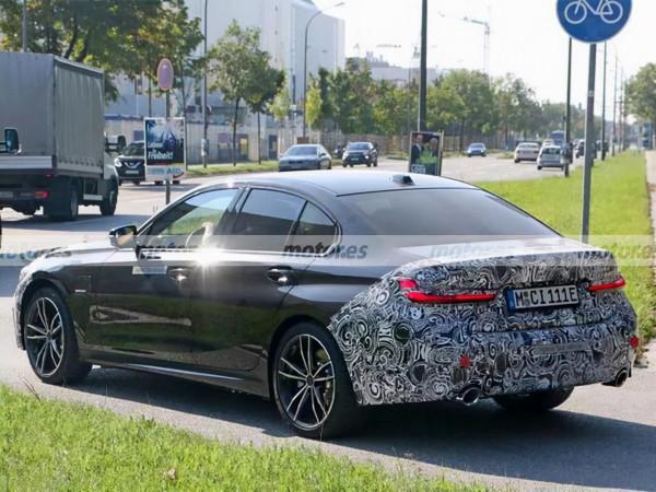 或搭載2.0T插電式混動系統,寶馬3系混動版路試諜照曝光 或搭載2.0T插電式混動系統,寶馬3系混動版路試諜照曝光