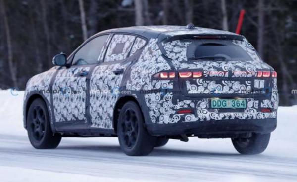 阿爾法&CenterDot;羅密歐又一全新SUV諜照曝光，多種動力可選，你期待嗎