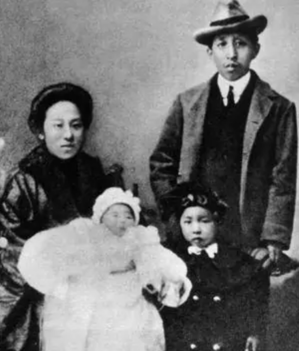 叛徒間接害毛主席家人被捕，讓廖承志被關4年，周恩來奮力營救