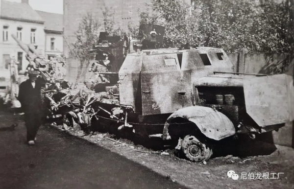 負重前行：二戰德國空軍的中型高射炮載車