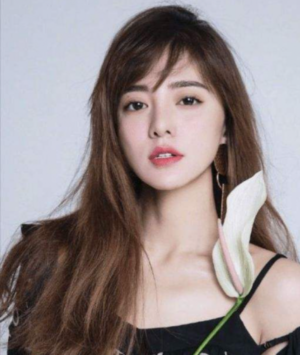 敗家子霍華德·休斯：父母雙亡後，任性揮霍二十年，成為世界首富