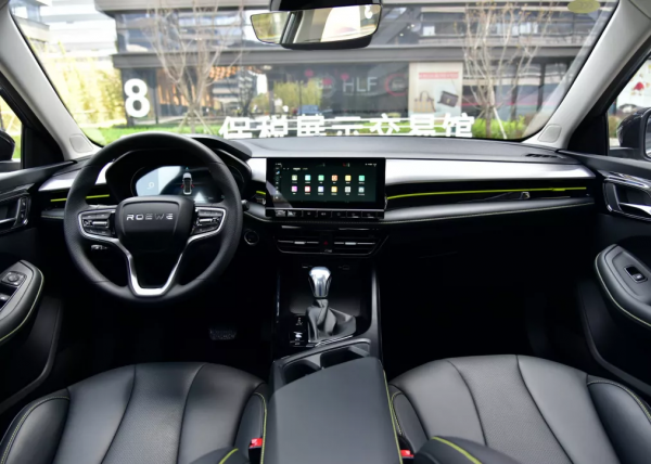 比亞迪秦PLUS DM-i、軒逸經典等領銜，省油又便宜的家轎考慮它們