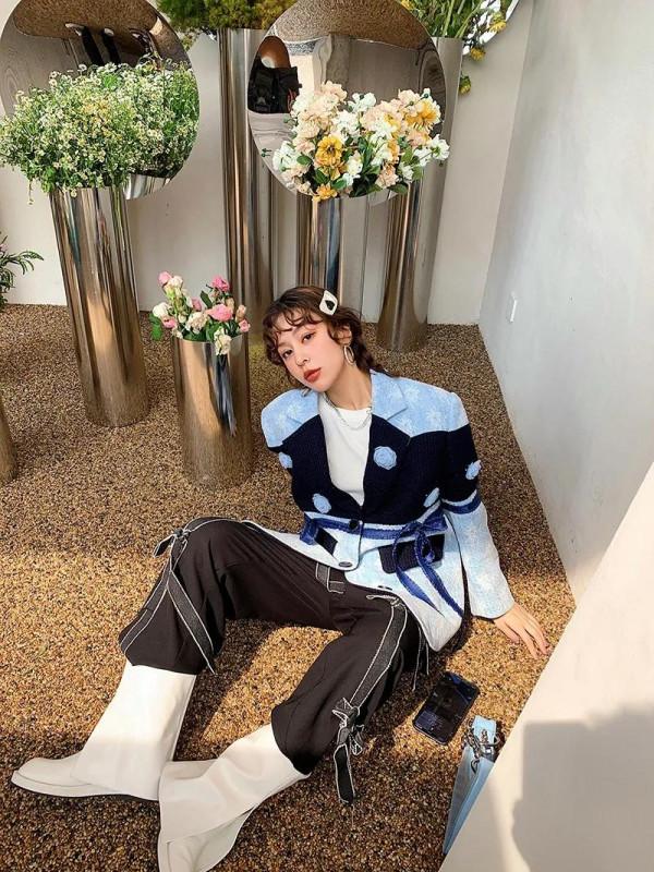 時尚撞色拼接假兩件藍色提花西裝外套 廓形編織呢上衣