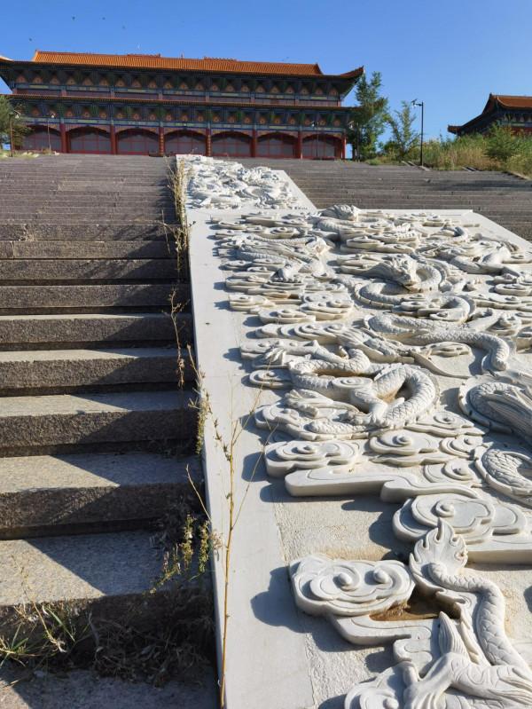 漢EV自駕新疆,不想錯過吉木薩爾的千佛洞,去了讓人有些失望 漢EV自駕新疆,不想錯過吉木薩爾的千佛洞,去了讓人有些失望