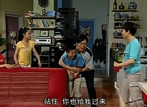 《家有兒女》引熱議，究竟是童年還是在毀童年，臺詞預言竟實現了