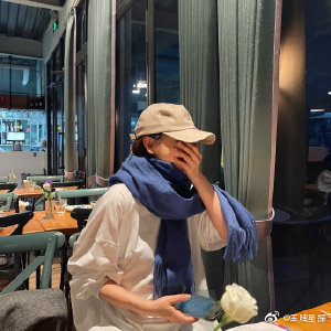 #吳昕曬湖南衛視跨年晚會彩排照# 會和吉克雋逸帶來《紅山果》