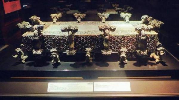 長江水庫洩洪,意外衝出2500年前的文物,把一技術向前推進千年 長江水庫洩洪,意外衝出2500年前的文物,把一技術向前推進千年