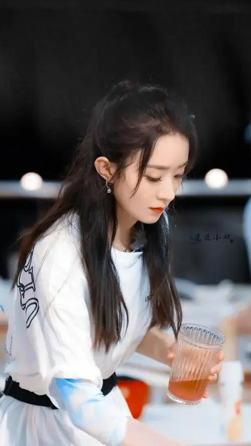 大家喜歡趙麗穎嗎