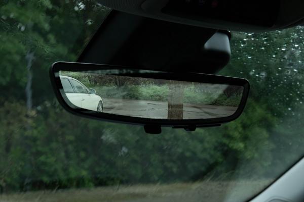 沉穩的“小快靈” 試駕體驗別克微藍7