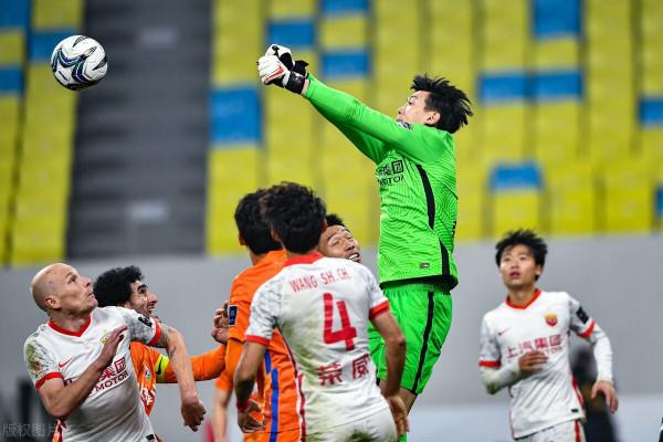 海港隊無緣冠軍後，對足球萌生退意？集團主管足球領導地位下滑了