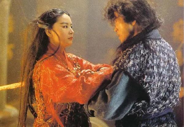 七版白髮魔女：越拍越毀經典，誰才是最美練霓裳