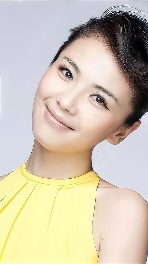 劉濤，膚白貌美，美麗動人